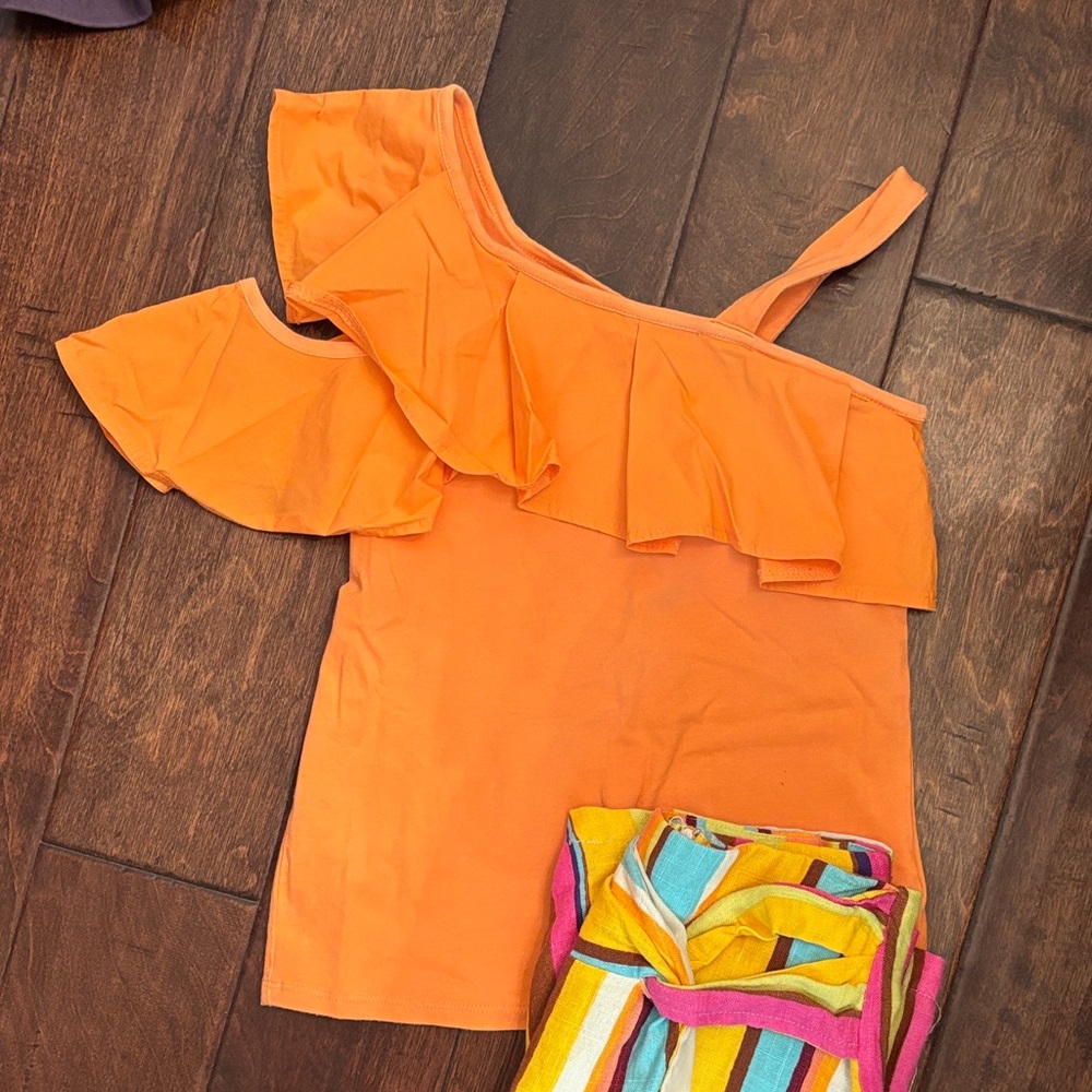 Like New Orange Ruffle One-Shoulder Top